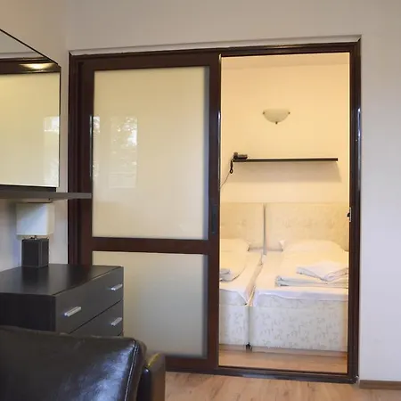 Winslow Highland Aparthotel 2*